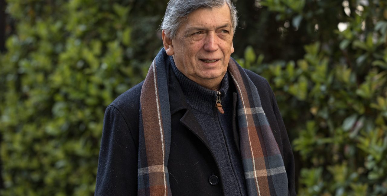 Lautaro Carmona, Presidente del Partido comunista de Chile, en la actividad de presentación del manual "Herramientas para la gestión local: propuestas de acción desde la centro-izquierda y el progresismo" junto a otras personalidades de la centro izquierda chilena, en el hotel olá, en Providencia.